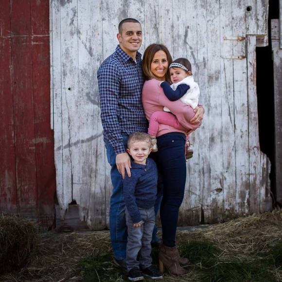 Meet your Posher, Marissa - Picture 1 of 1